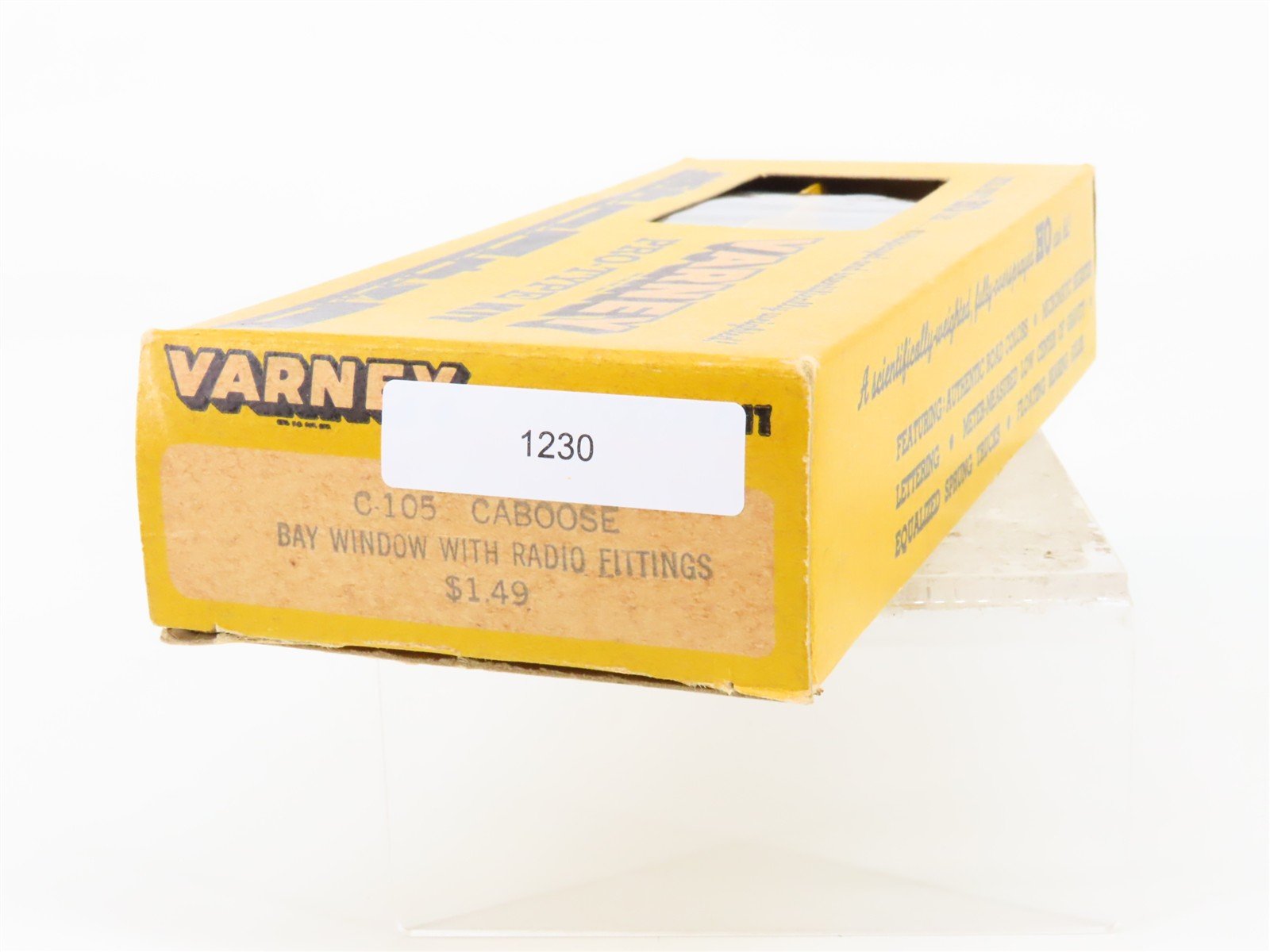 HO Scale Varney Kit C-105 Unlettered Bay Window Caboose