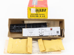 HO Scale Varney Kit R-45 NPMX Northern Pacific Railroad Steel Reefer #101