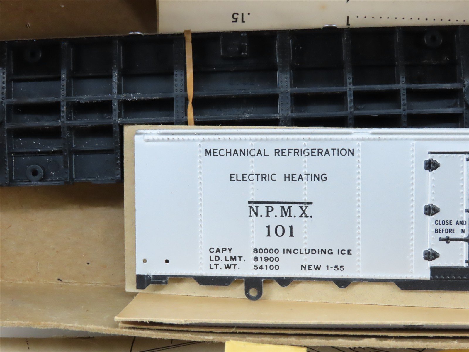 HO Scale Varney Kit R-45 NPMX Northern Pacific Railroad Steel Reefer #101