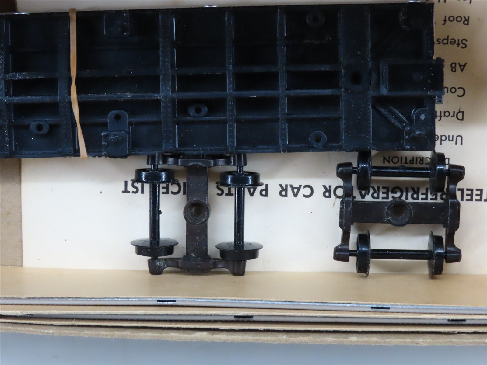 HO Scale Varney Kit R-45 NPMX Northern Pacific Railroad Steel Reefer #101