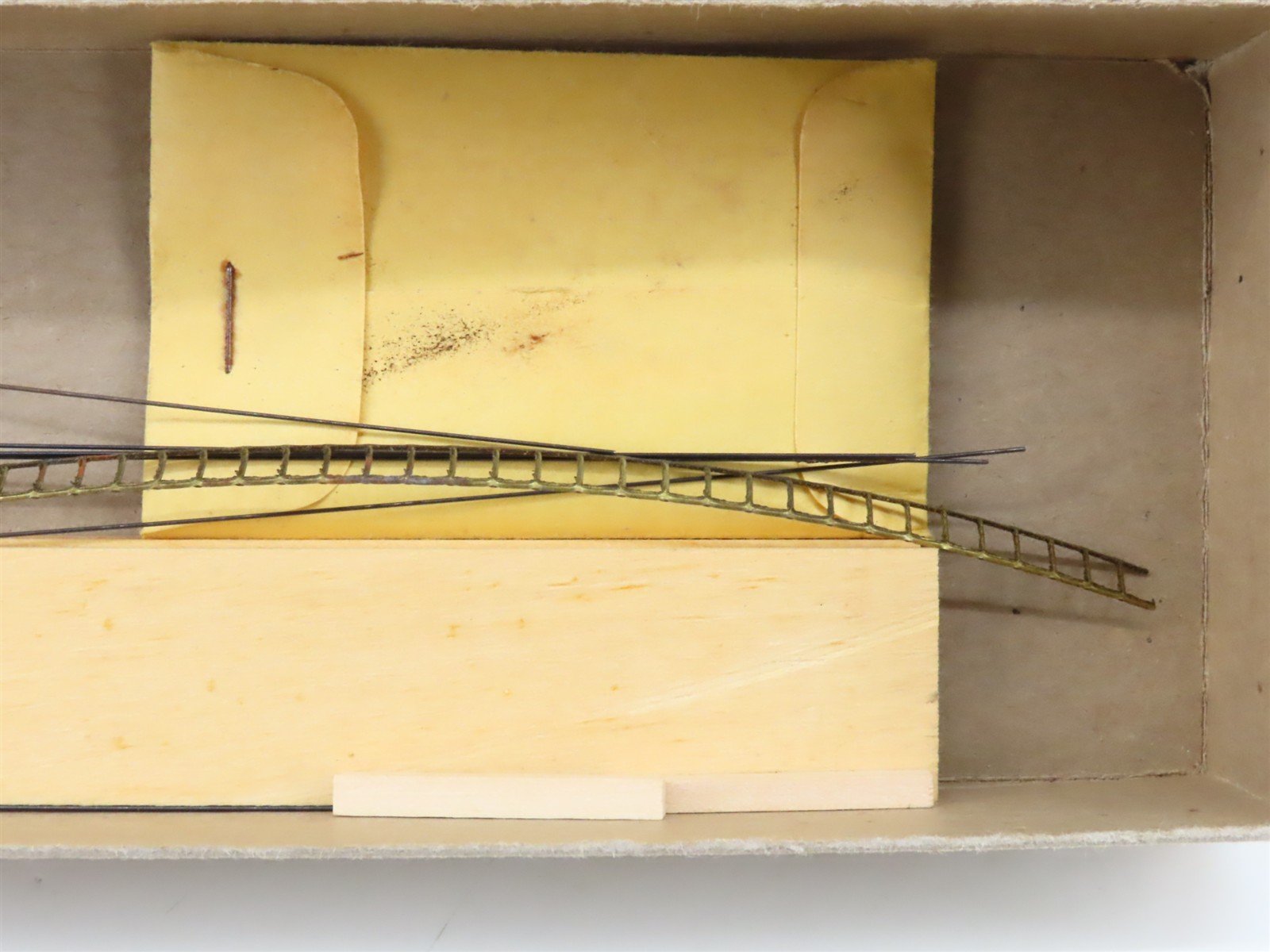 HO Scale Laconia Kit #320 RUT Rutland Railroad Milk Reefer #320