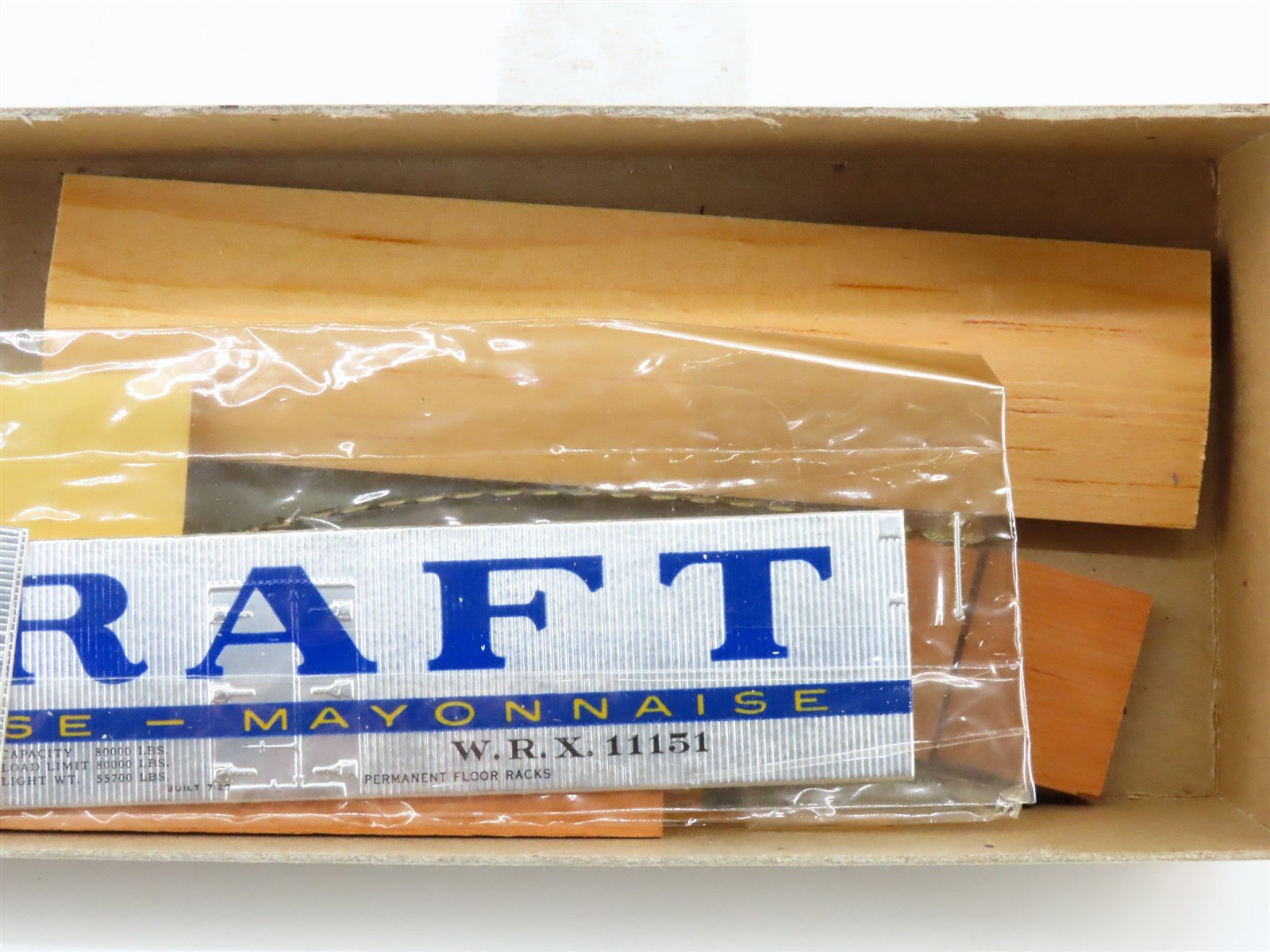 HO Scale Laconia Kit #11151 WRX Kraft Mayonnaise Billboard Reefer #11151