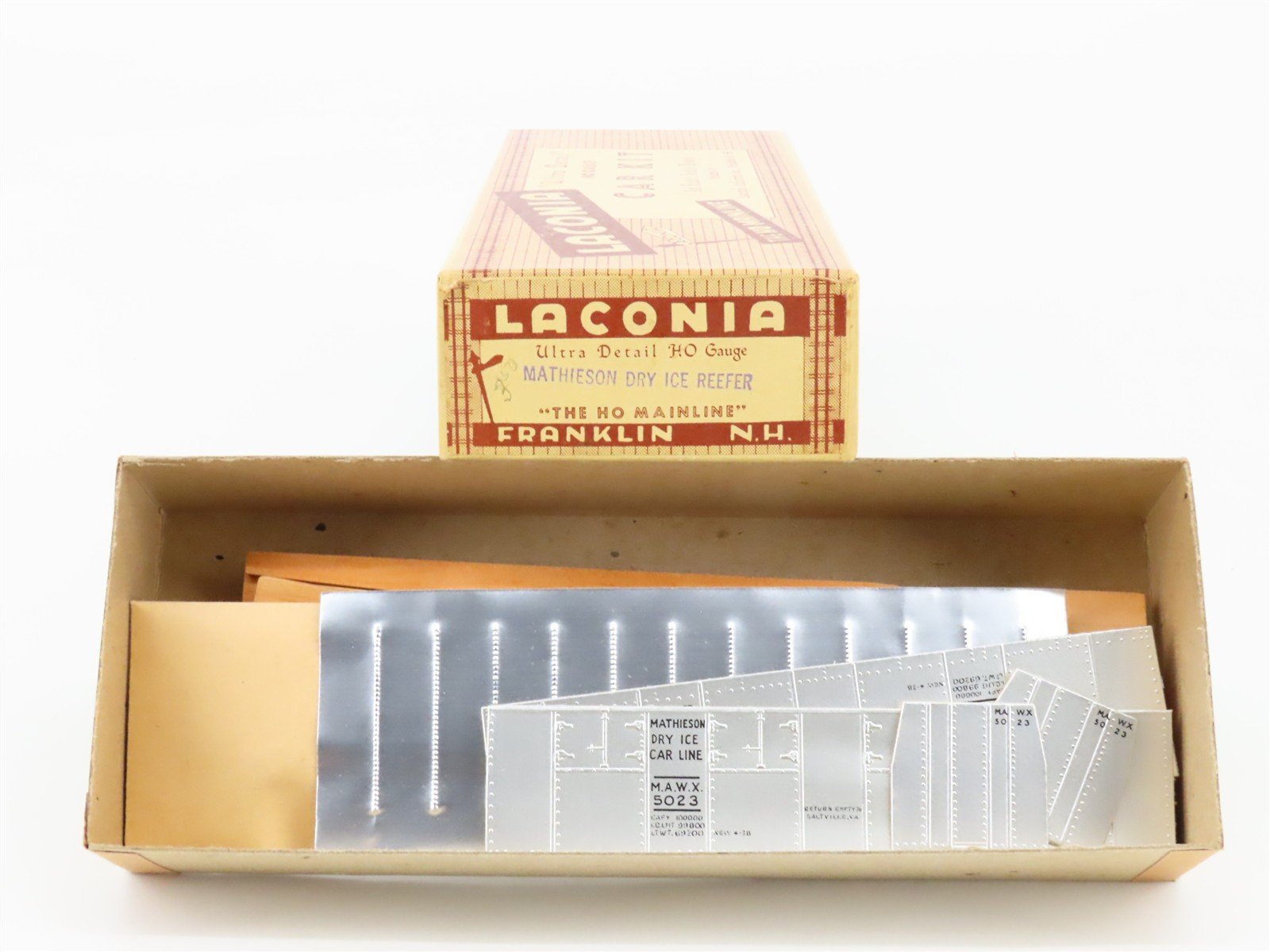 HO Scale Laconia Kit MAWX Mathieson Dry Ice Reefer #5023