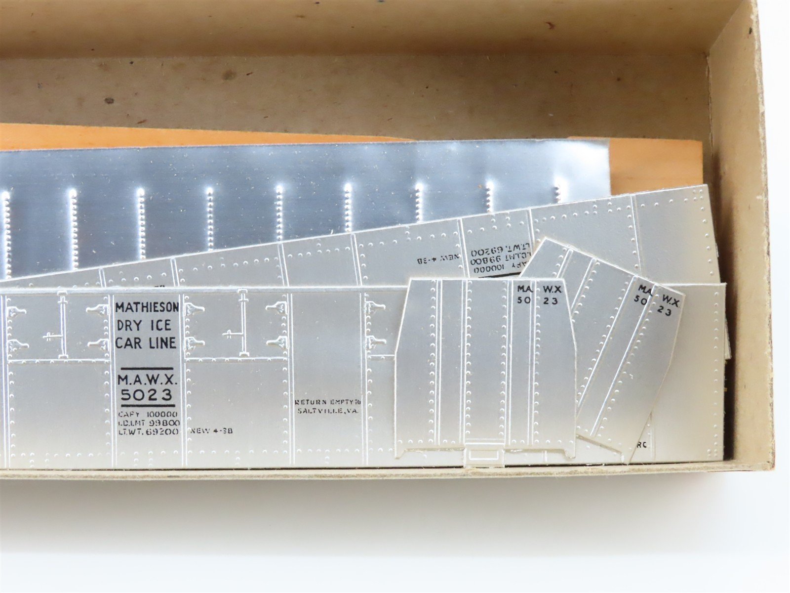 HO Scale Laconia Kit MAWX Mathieson Dry Ice Reefer #5023
