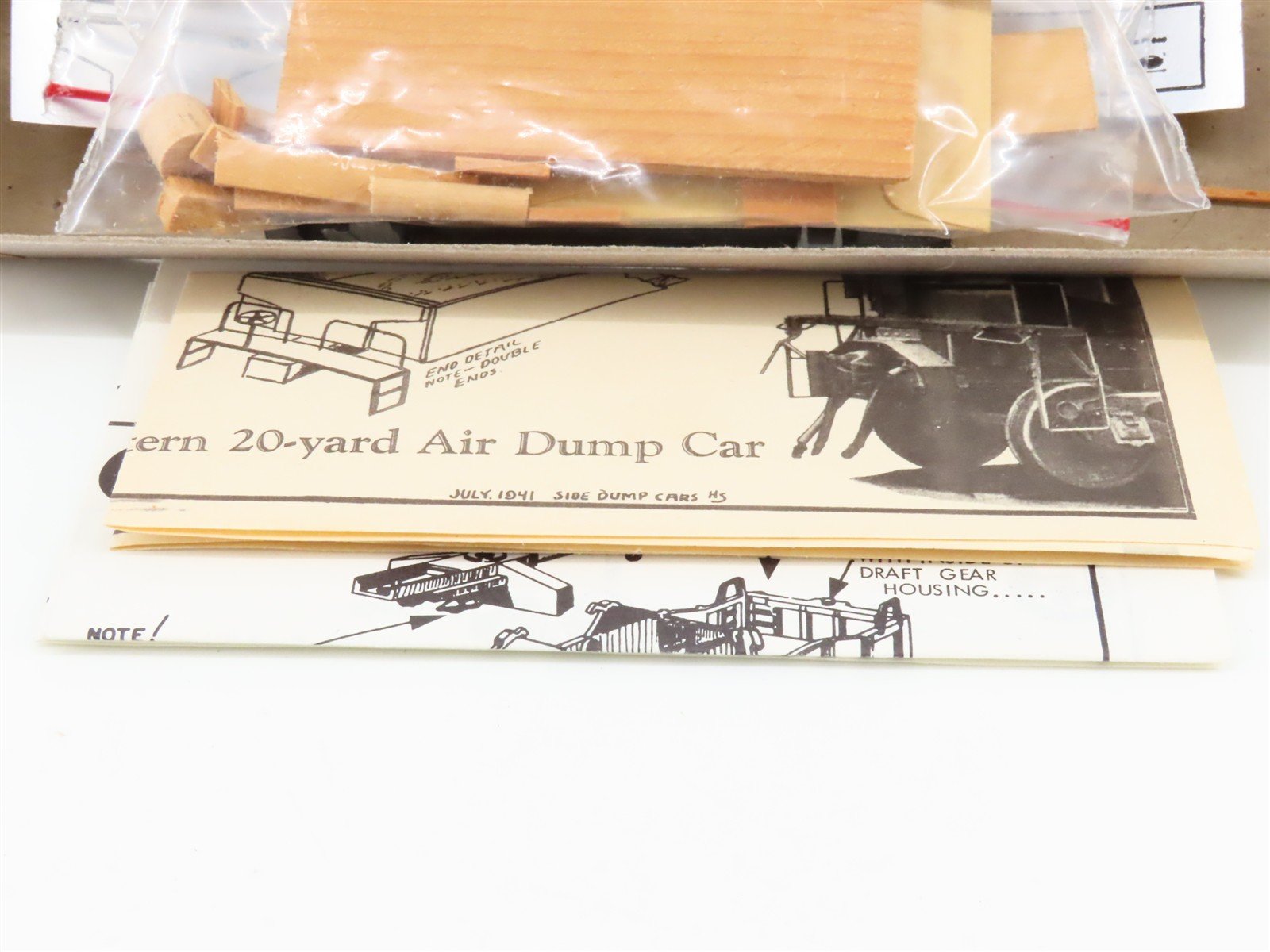 HO Scale Sterling Kit Mahoning Ore & Steel Dump Car #30