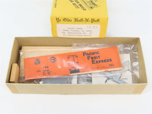 HO Scale Ye Olde Huff-N-Puff Silver Streak Kit 430 UP SP PFE Reefer #30125
