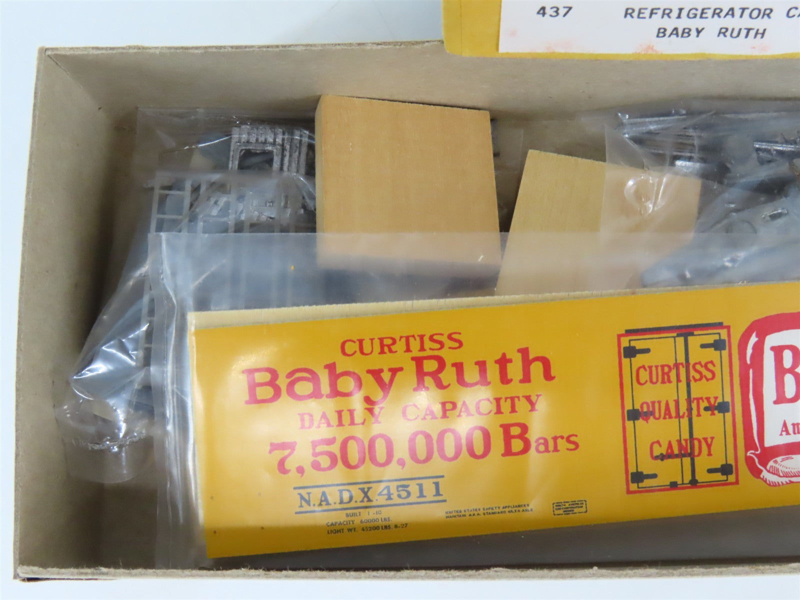 HO Scale Ye Olde Huff-N-Puff Silver Streak Kit 437 NADX Baby Ruth Reefer #4511