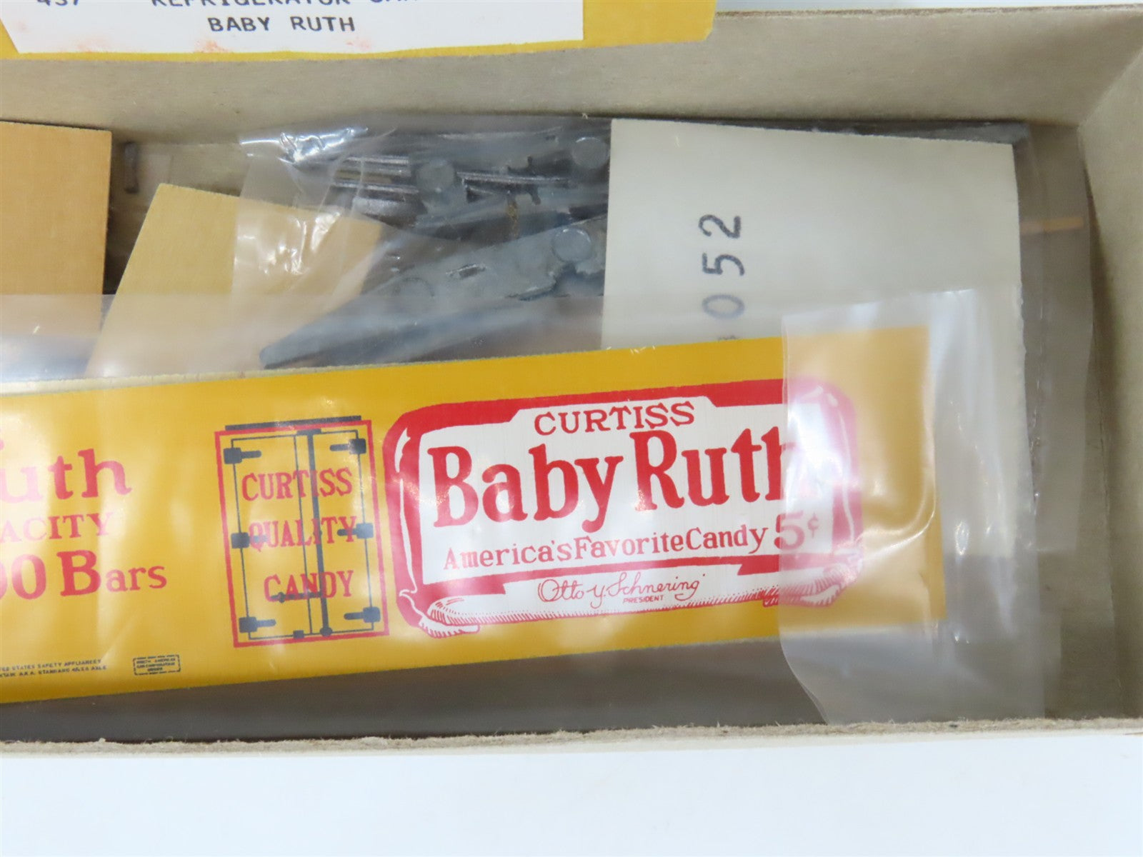 HO Scale Ye Olde Huff-N-Puff Silver Streak Kit 437 NADX Baby Ruth Reefer #4511