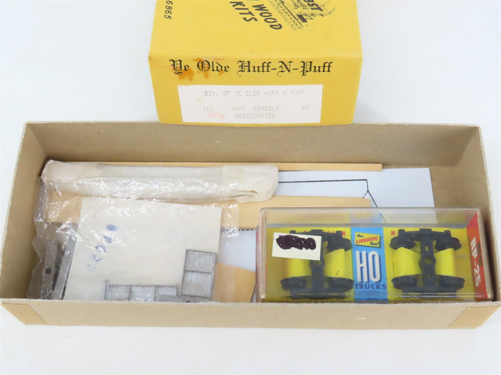 HO Scale Ye Olde Huff-N-Puff Silver Streak Kit 161 Undecorated Hart Gondola