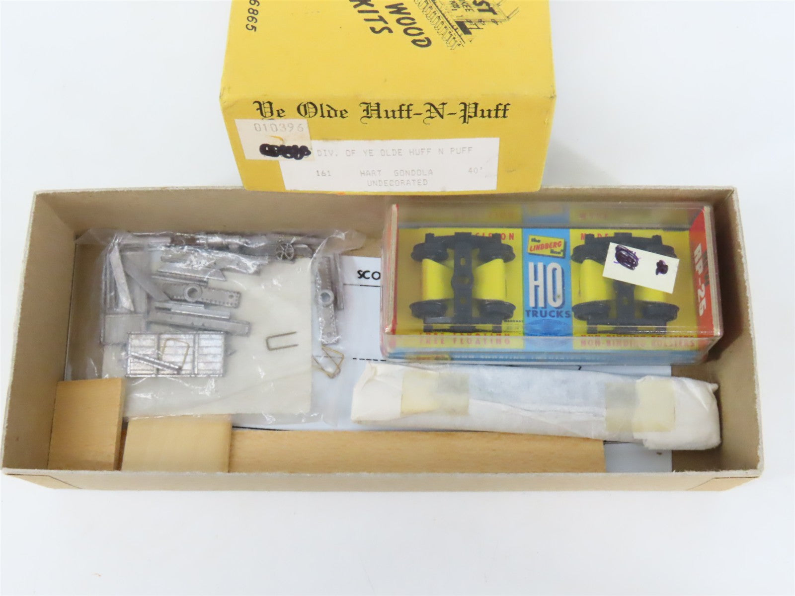HO Scale Ye Olde Huff-N-Puff Silver Streak Kit 161 Undecorated Hart Gondola
