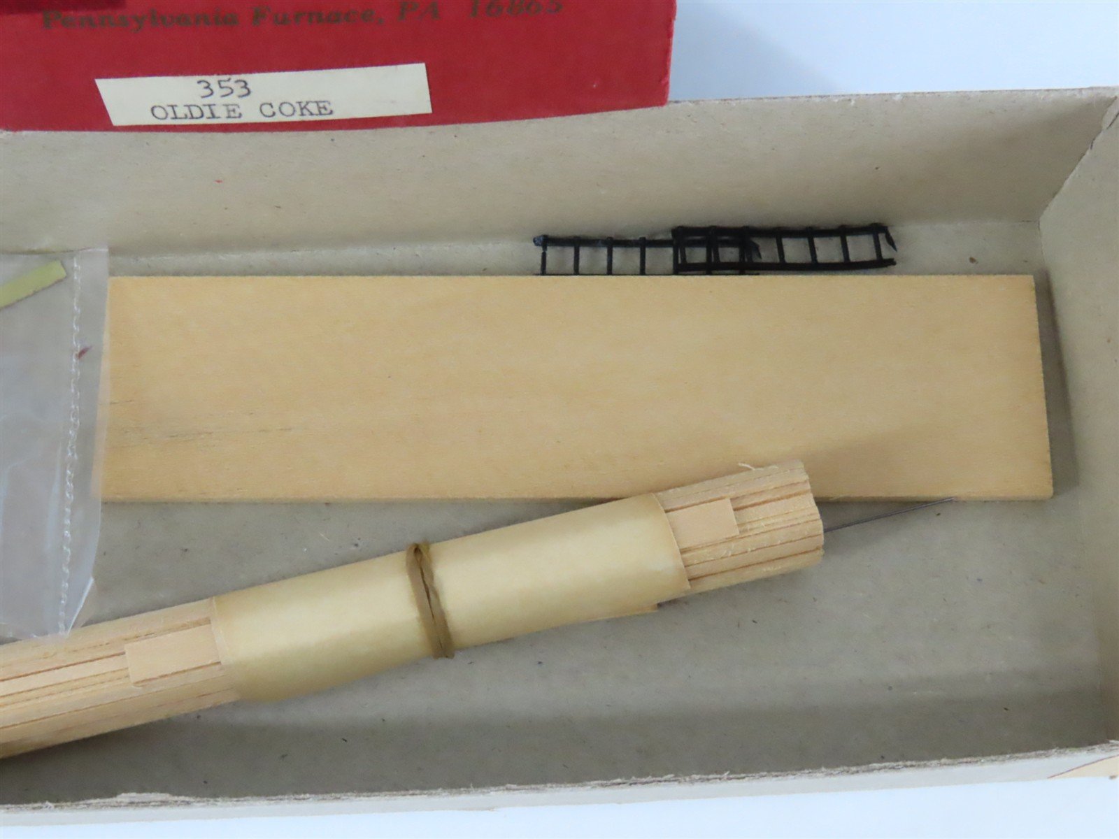 HO Scale Ye Olde Huff-N-Puff Kit 353 Undecorated Oldie Coke