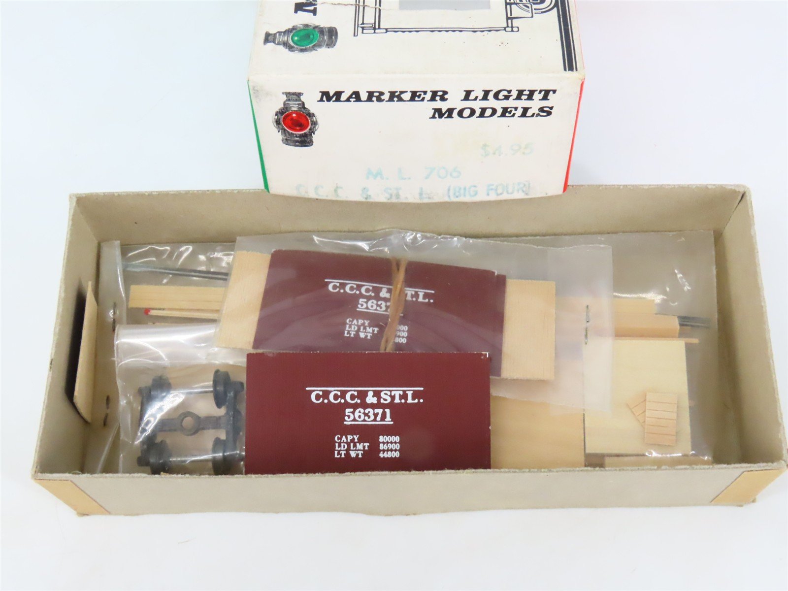 HO Scale Marker Light Models Kit 706 CCC&STL New York Central Box Car #56371
