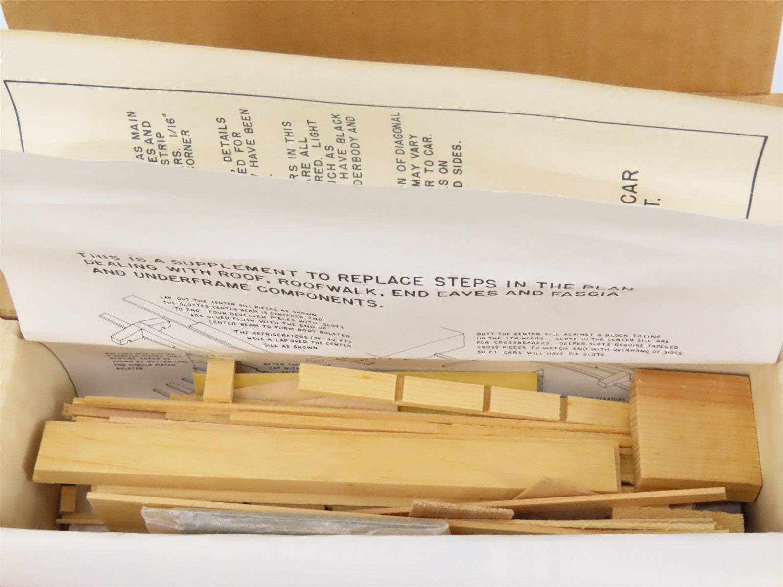 HO Scale Mainline Kit VGN Virginian Railroad 40' Outside Braced Box Car #72134
