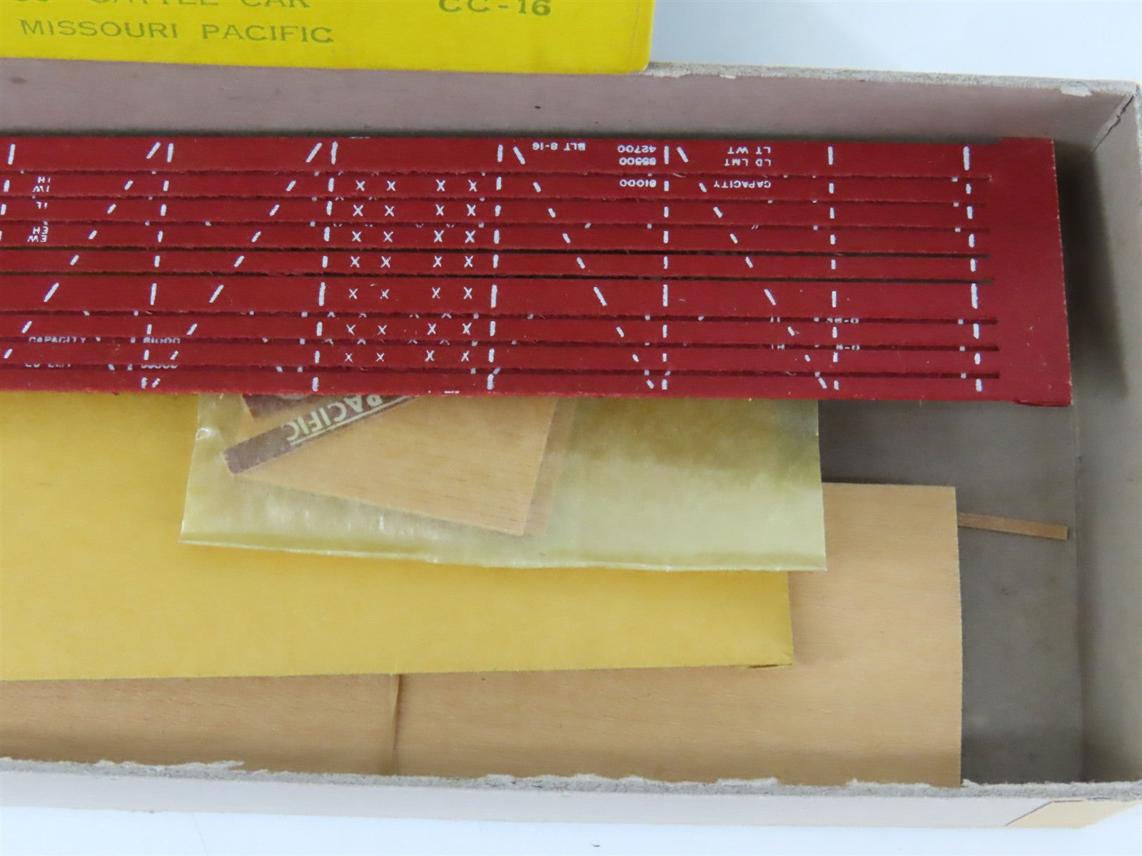 HO Scale Main Line Models Kit CC-16 MP Missouri Pacific 36' Cattle Car #4059