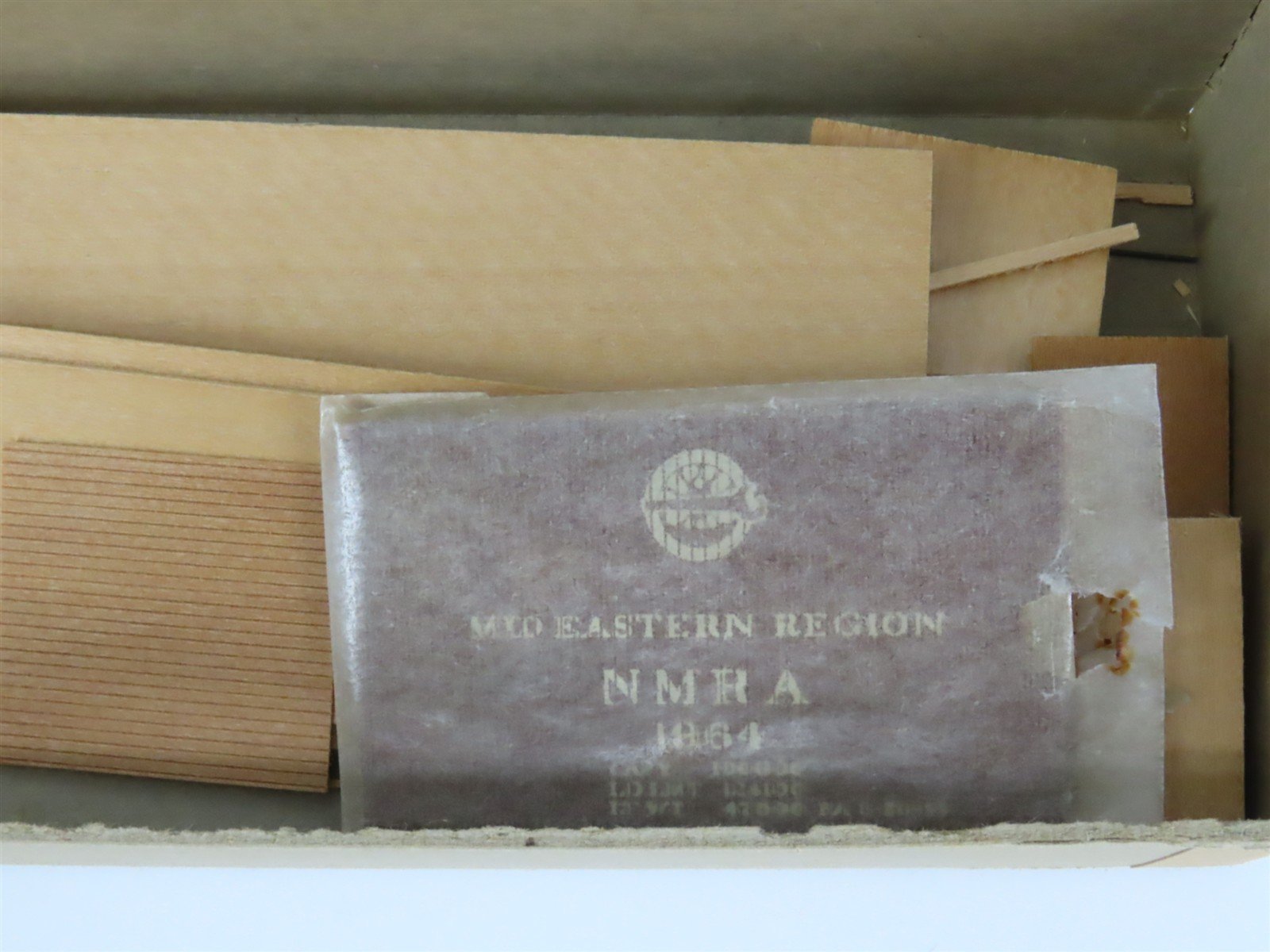 HO Scale Main Line Models Kit NMRA Mid Eastern Region Liberty Bell Box Car #1964