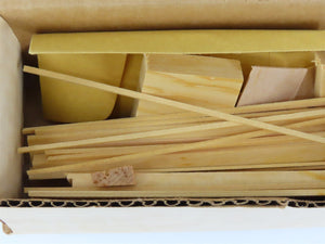 HO Scale Main Line Models Kit BC-19 GN Great Northern 42' Wood Box Car #51899