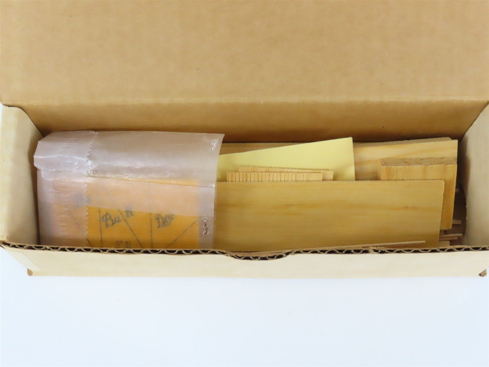 HO Scale Main Line Kit BC-50 MWR Muncie & Western Railroad 40' Box Car #1247