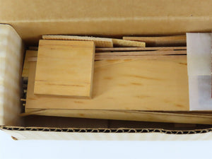 HO Scale Main Line Models Kit BC-10 GTW Grand Trunk Western 50' Box Car #917520