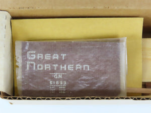 HO Scale Main Line Models Kit BC-19 GN Great Northern 42' Wood Box Car #51699
