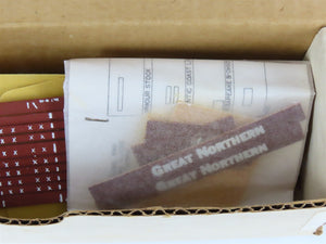 HO Scale Main Line Models Kit GN Great Northern Railway 36' Cattle Car