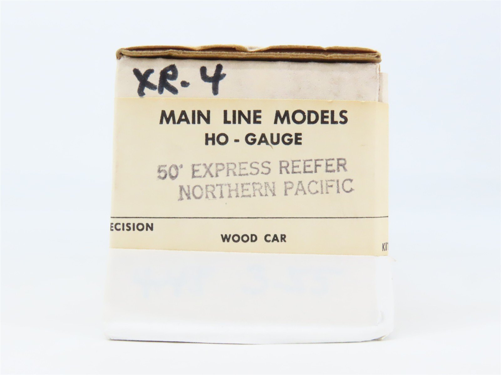 HO Scale Main Line Models Kit XR-4 NP Northern Pacific 50' Express Reefer #2200