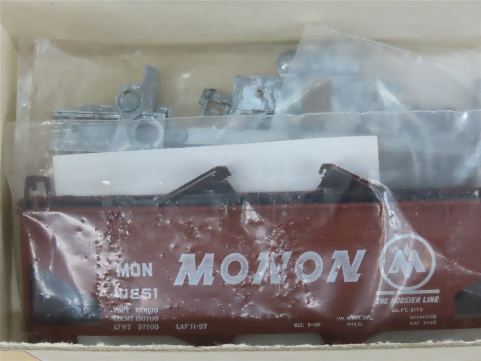 HO Scale Ulrich Kit 931-1203 MON Monon Railroad 2-Bay Open Hopper #41651