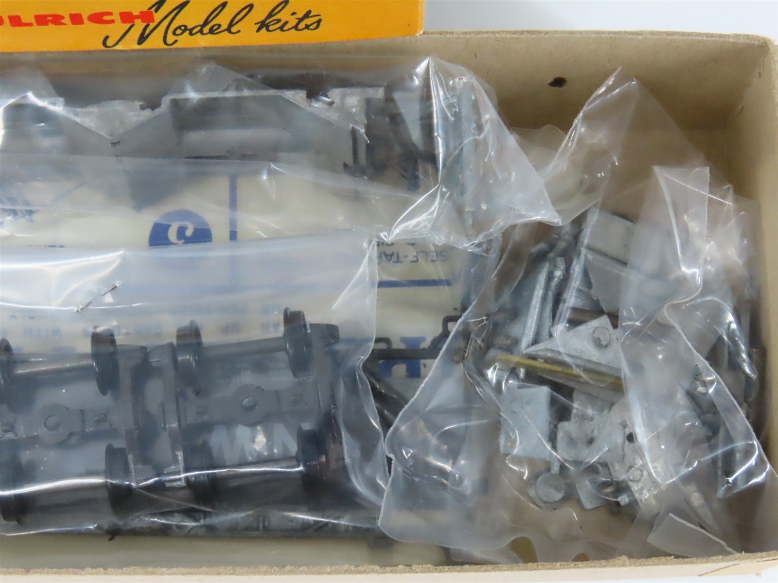 HO Scale Ulrich Kit 100 NW Norfolk & Western Railroad 3-Bay Hopper #101352