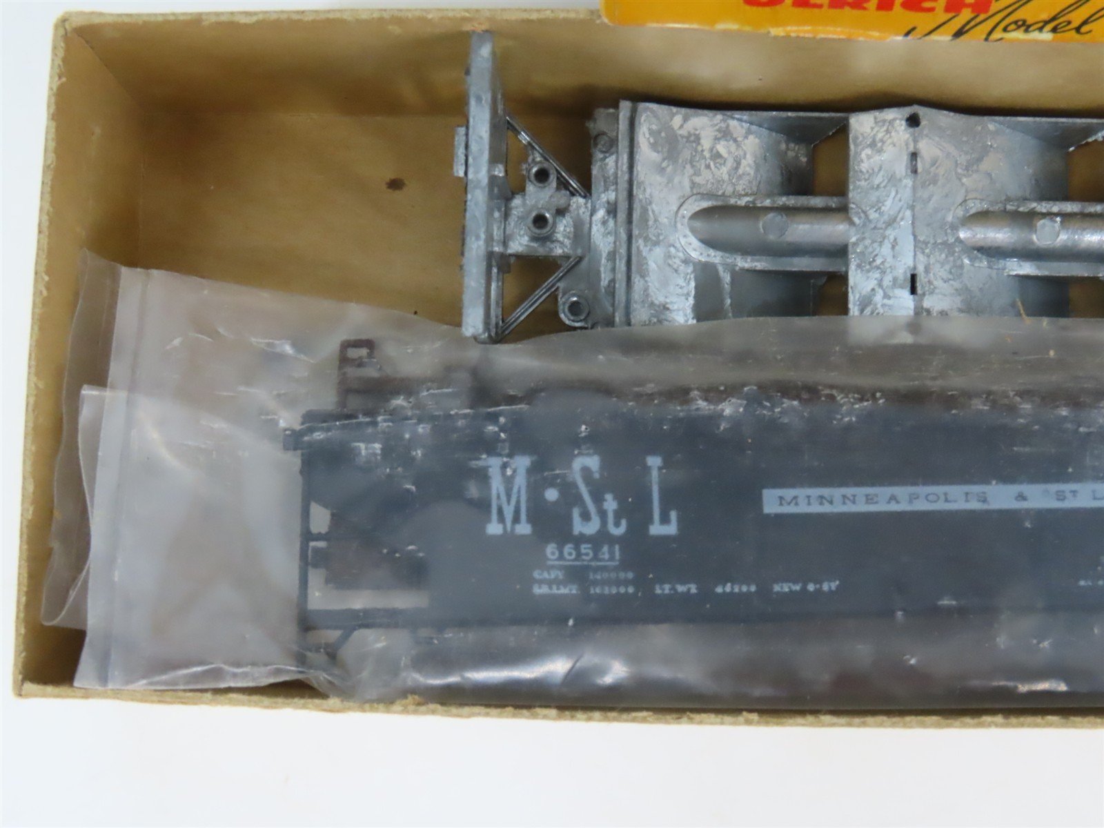 HO Scale Ulrich Kit 106 M&StL Minneapolis & St Louis 3-Bay Hopper #66541