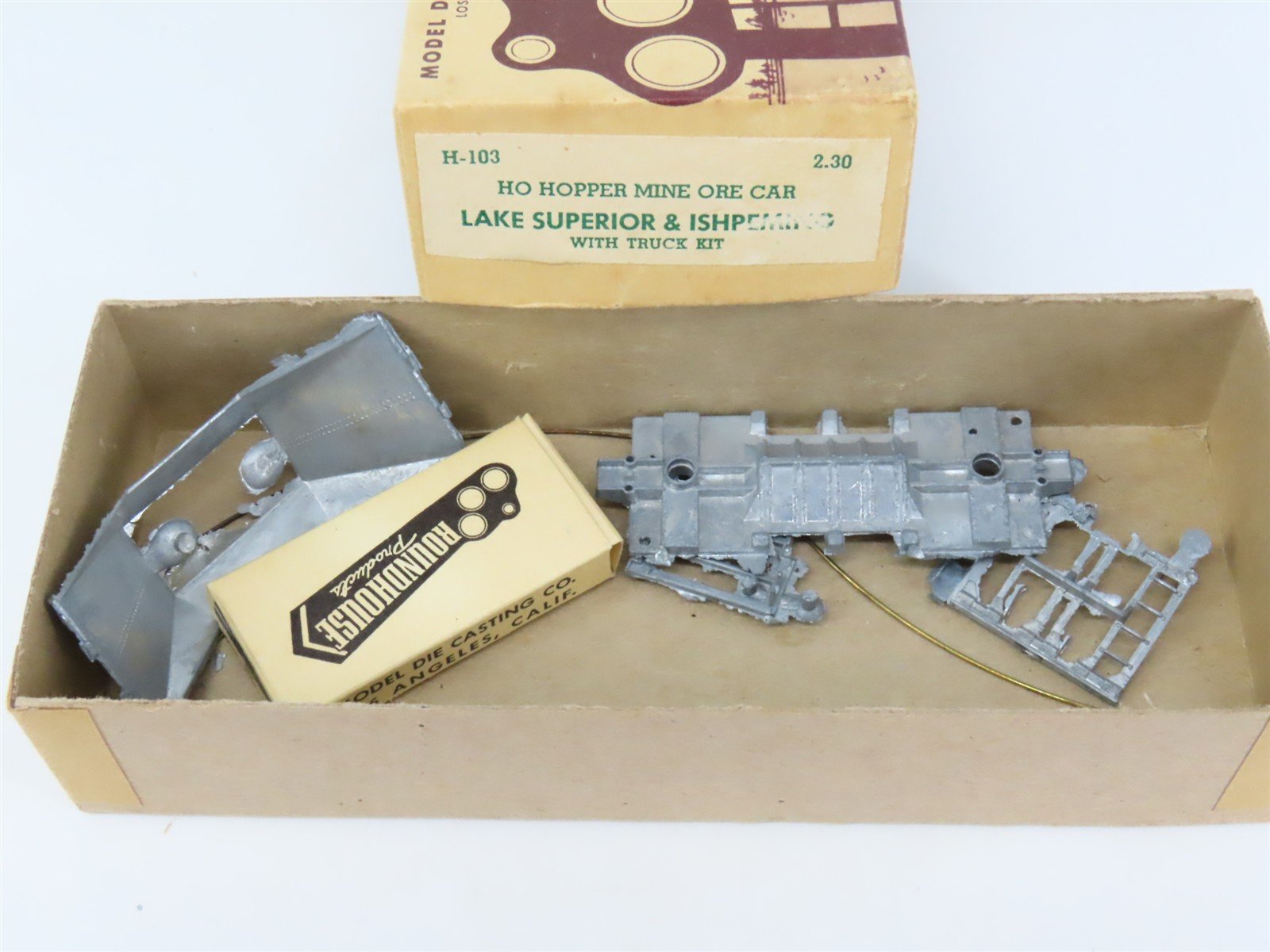 HO Scale Roundhouse Kit H-103 LS&I Lake Superior & Ishpeming Ore Car #7135