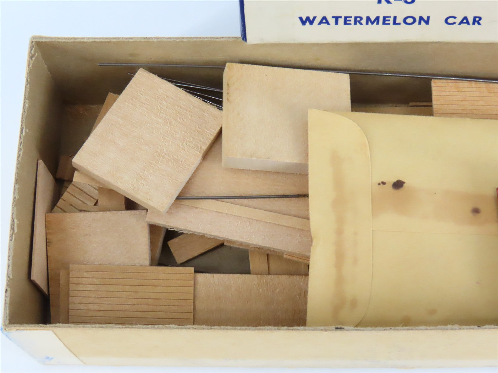 HO Ambroid Kit K-3 ACL Atlantic Coast Line Watermelon Ventilated Box Car #17199