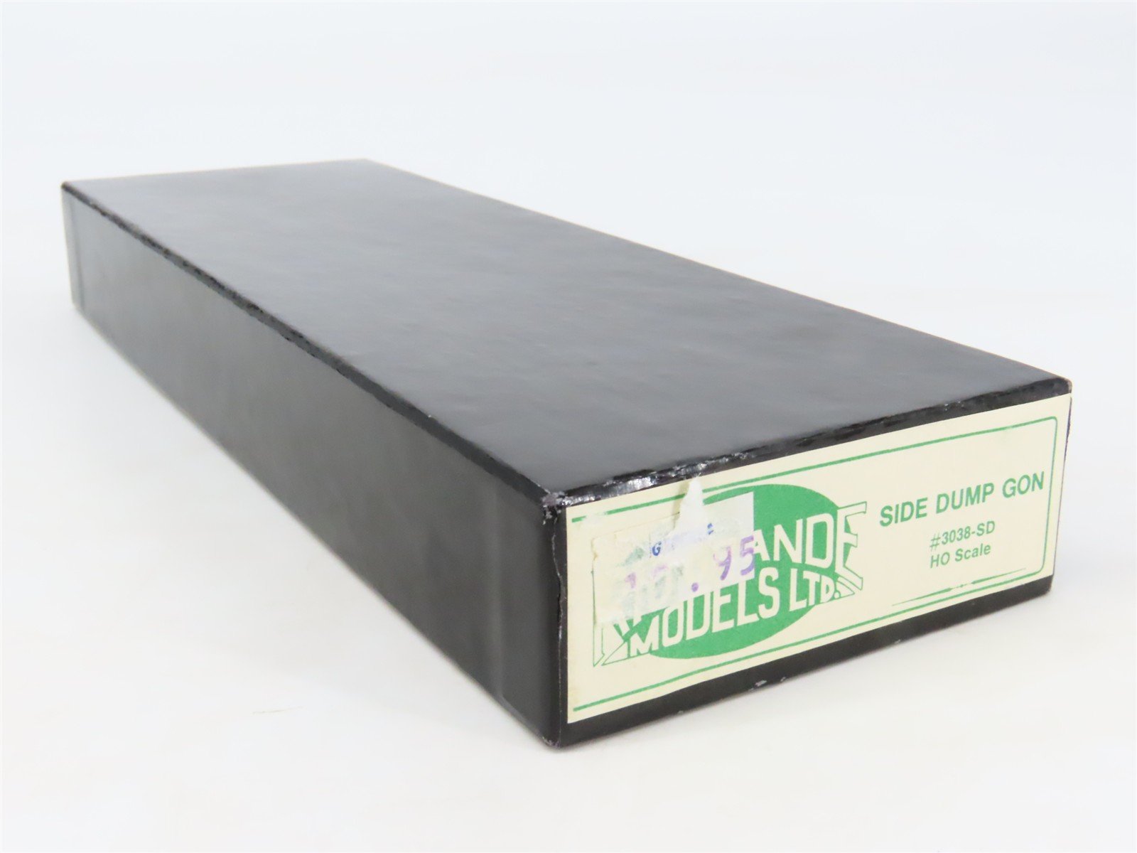 HO Scale Rio Grande Models LTD Kit #3038-SD Unpainted Side Dump Gondola