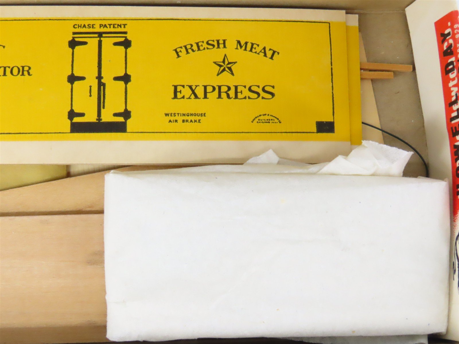 HO Scale REDBALL Kit No. 132 SRLX Swift Fresh Meat Reefer #2813