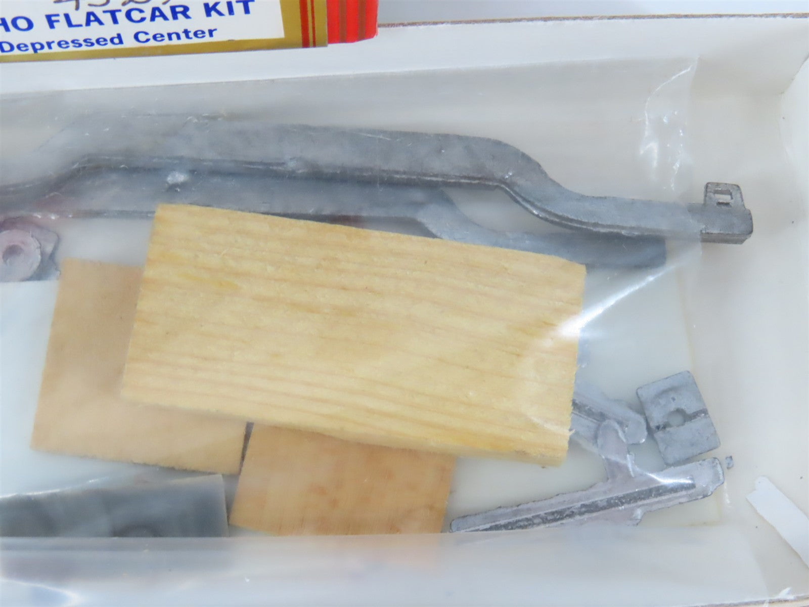 HO Scale REDBALL Kit 4329 Unpainted 36' Depressed Center Flat Car