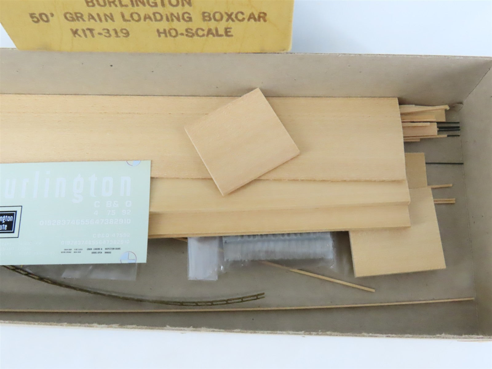 HO Gloor Craft Models Kit 319 CB&Q Burlington Route 50' Grain Loading Box Car