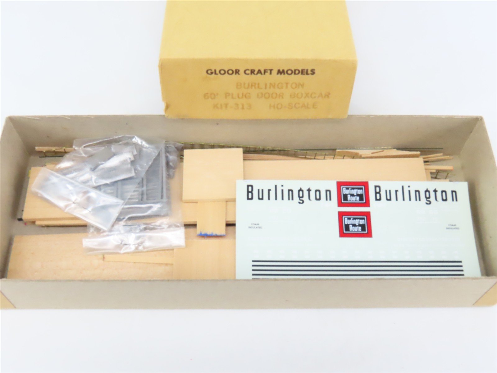HO Scale Gloor Craft Models Kit 313 RBBQ Burlington Route 60' Plug Door Box Car