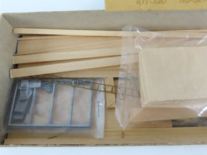 HO Scale Gloor Craft Models Kit 320 TLDX Hello Dolly 70' Lumber Box Car