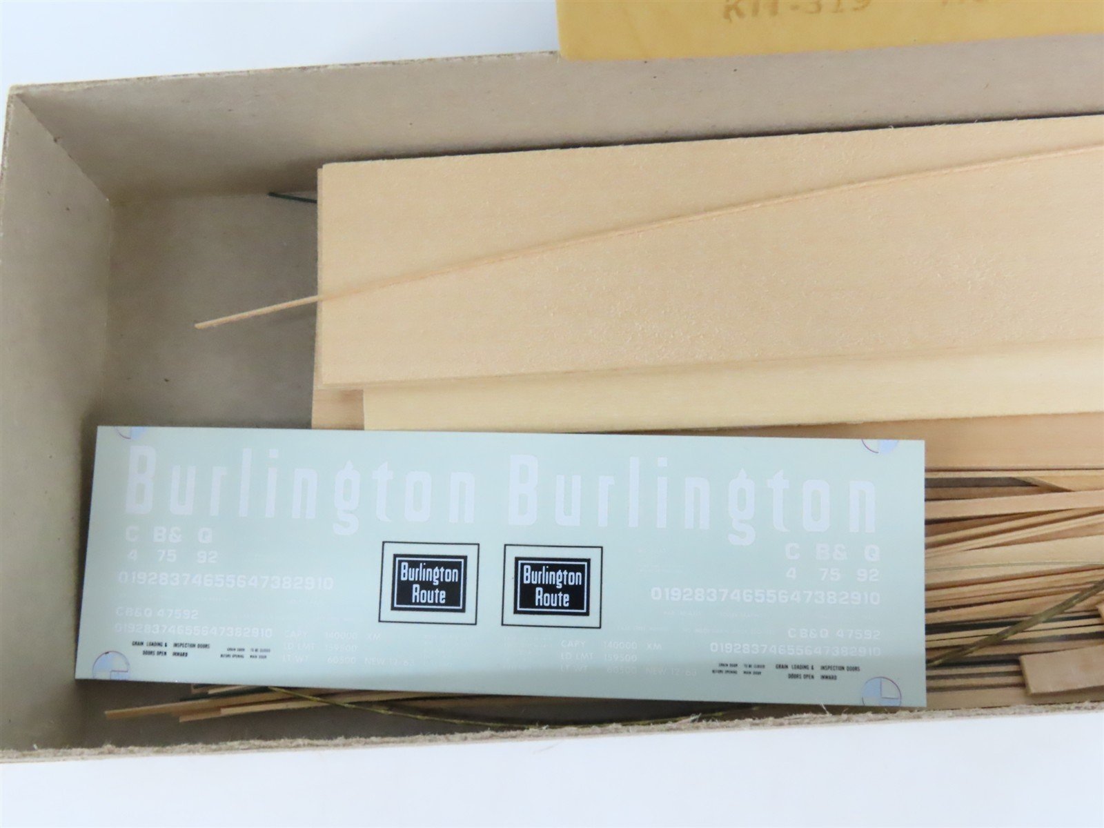 HO Gloor Craft Models Kit 319 CB&Q Burlington Route 50' Grain Loading Box Car