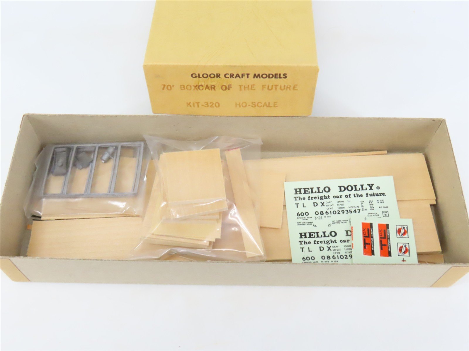 HO Scale Gloor Craft Models Kit 320 TLDX Hello Dolly 70' Lumber Box Car