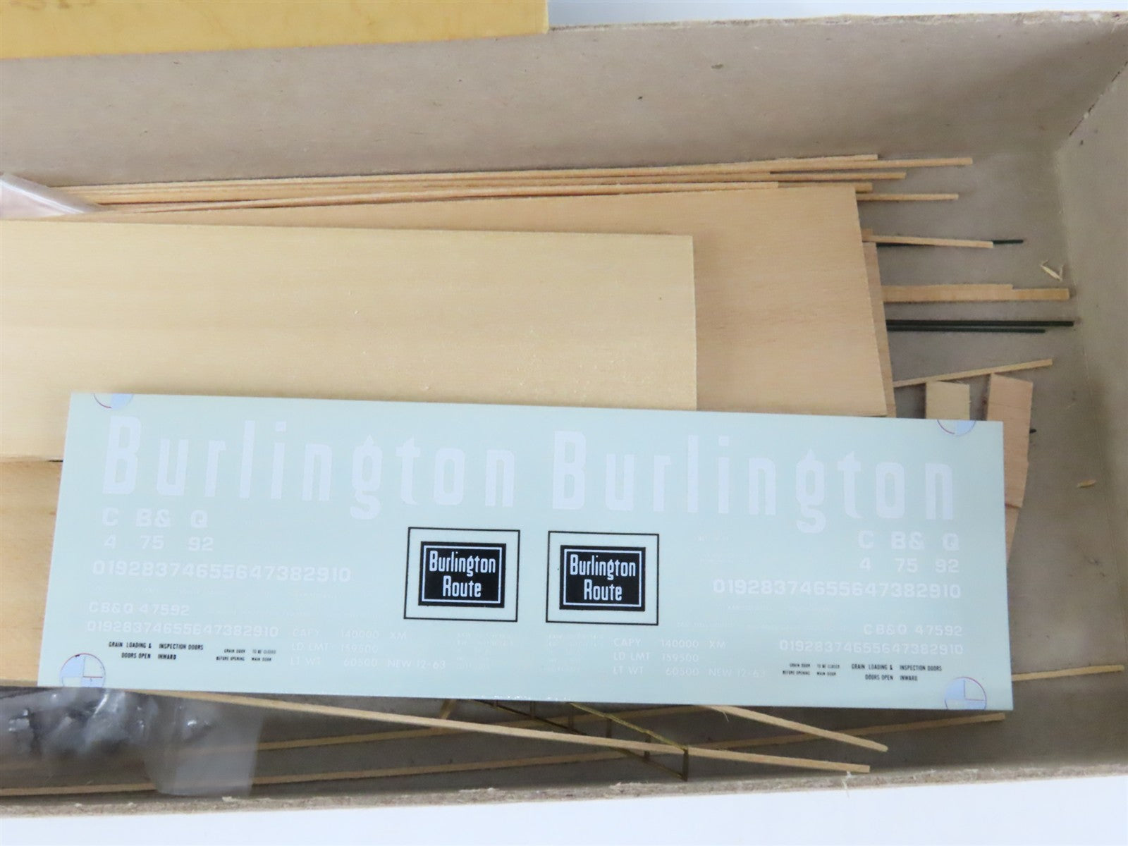 HO Gloor Craft Models Kit 319 CB&Q Burlington Route 50' Grain Loading Box Car