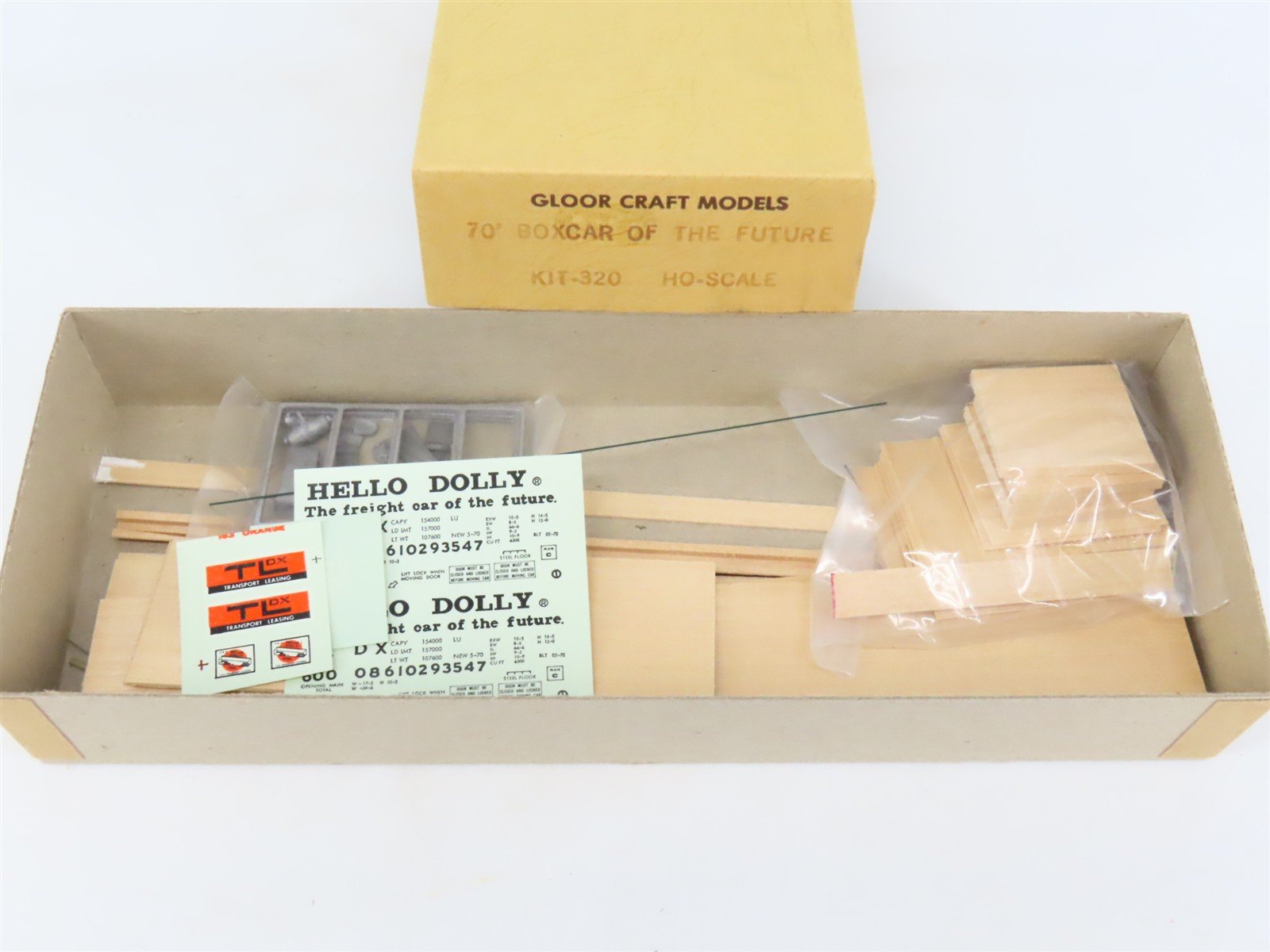 HO Scale Gloor Craft Models Kit 320 TLDX Hello Dolly 70' Lumber Box Car