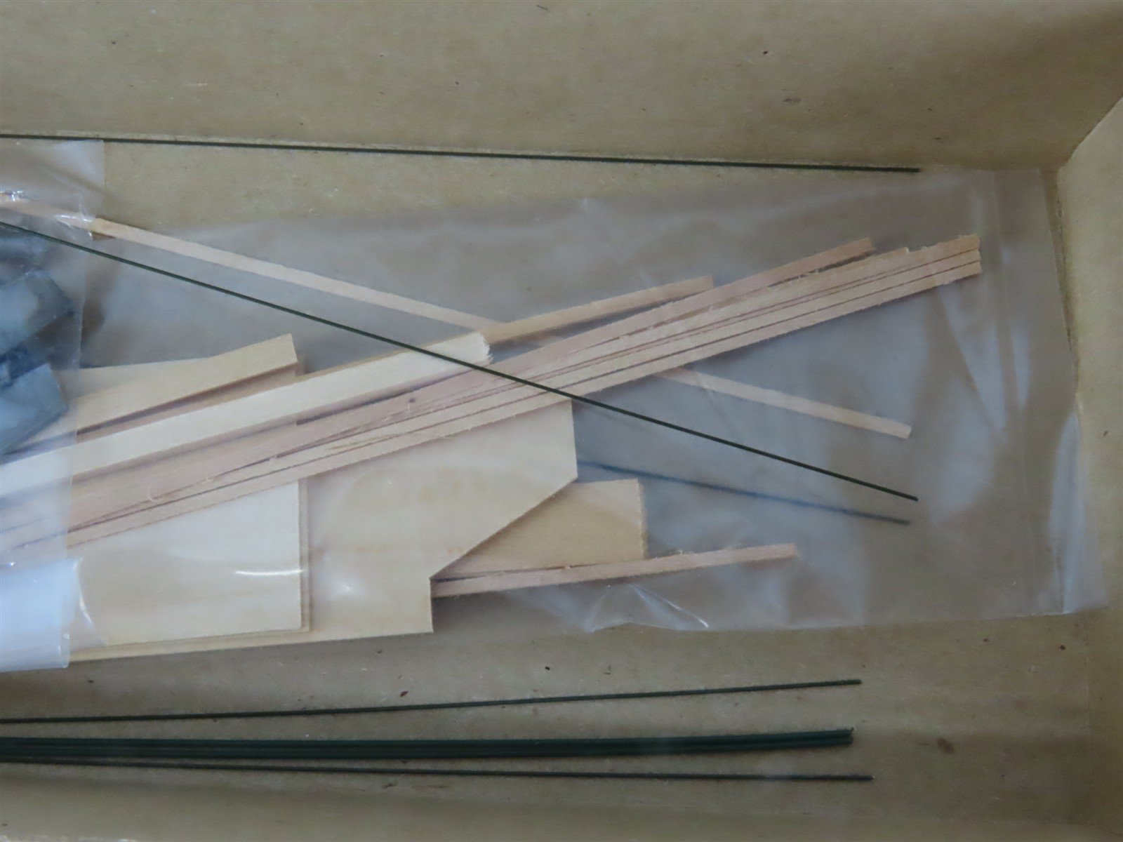 HO Scale Gloor Craft Models Kit 348 PRR Pennsylvania Railroad 2-Bay Hopper