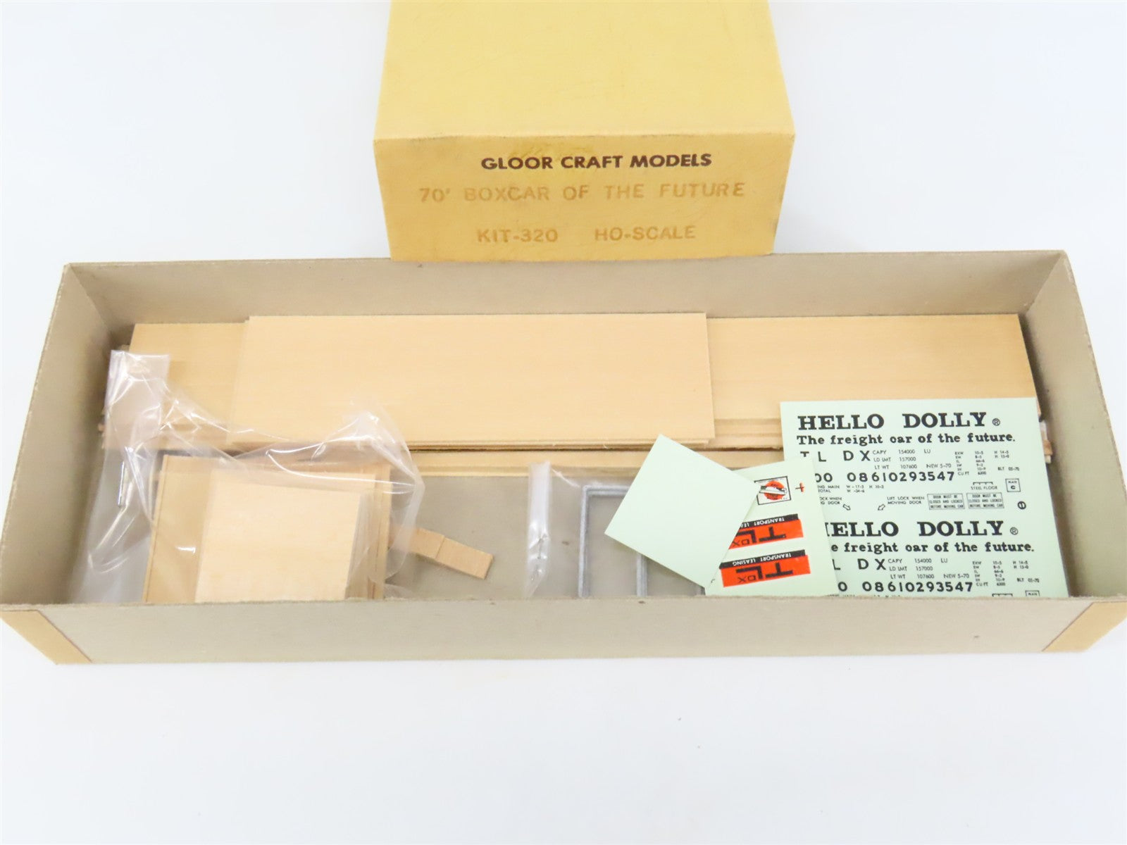 HO Scale Gloor Craft Models Kit 320 TLDX Hello Dolly 70' Lumber Box Car