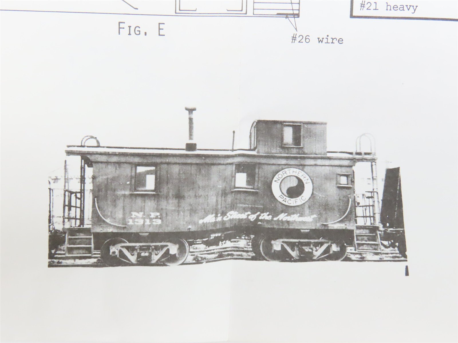 HO Scale Gloor Craft Models Kit 329 NP Northern Pacific Railroad Caboose