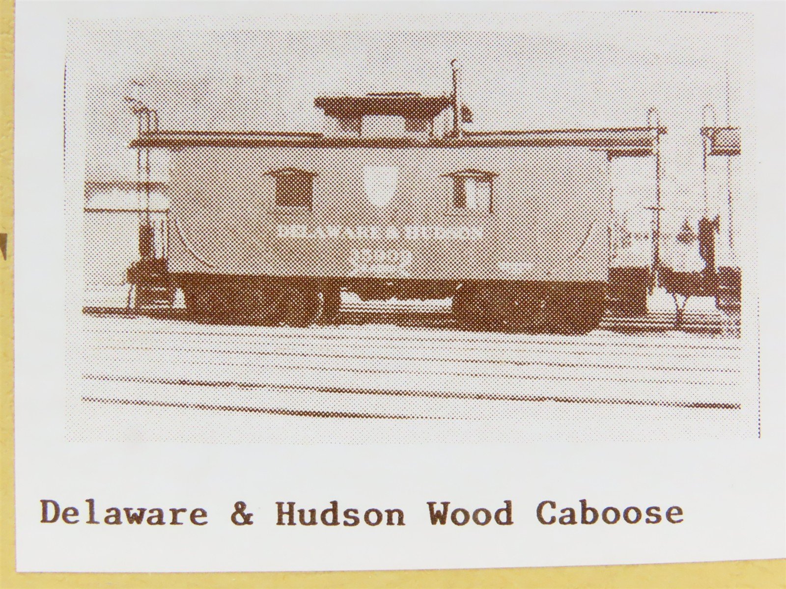 HO Scale Gloor Craft Models Kit 330 D&H Delaware & Hudson Wood Sheathed Caboose