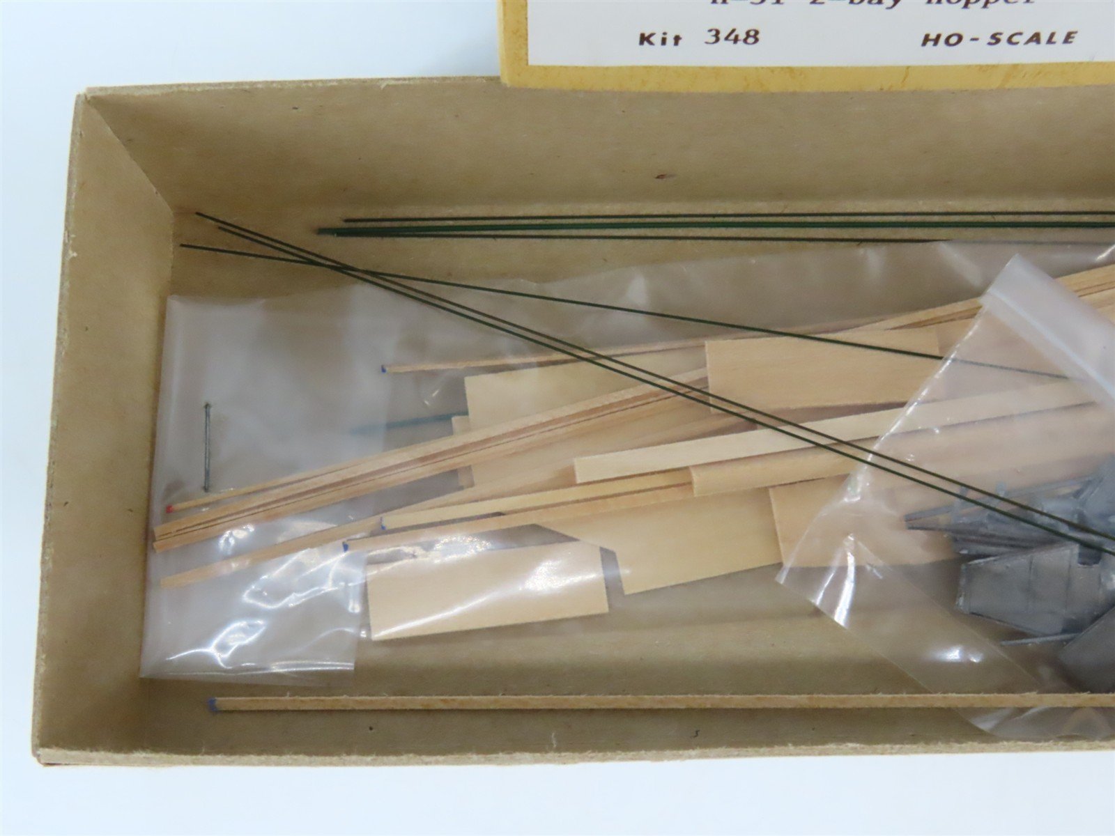 HO Scale Gloor Craft Models Kit 348 PRR Pennsylvania Railroad 2-Bay Hopper