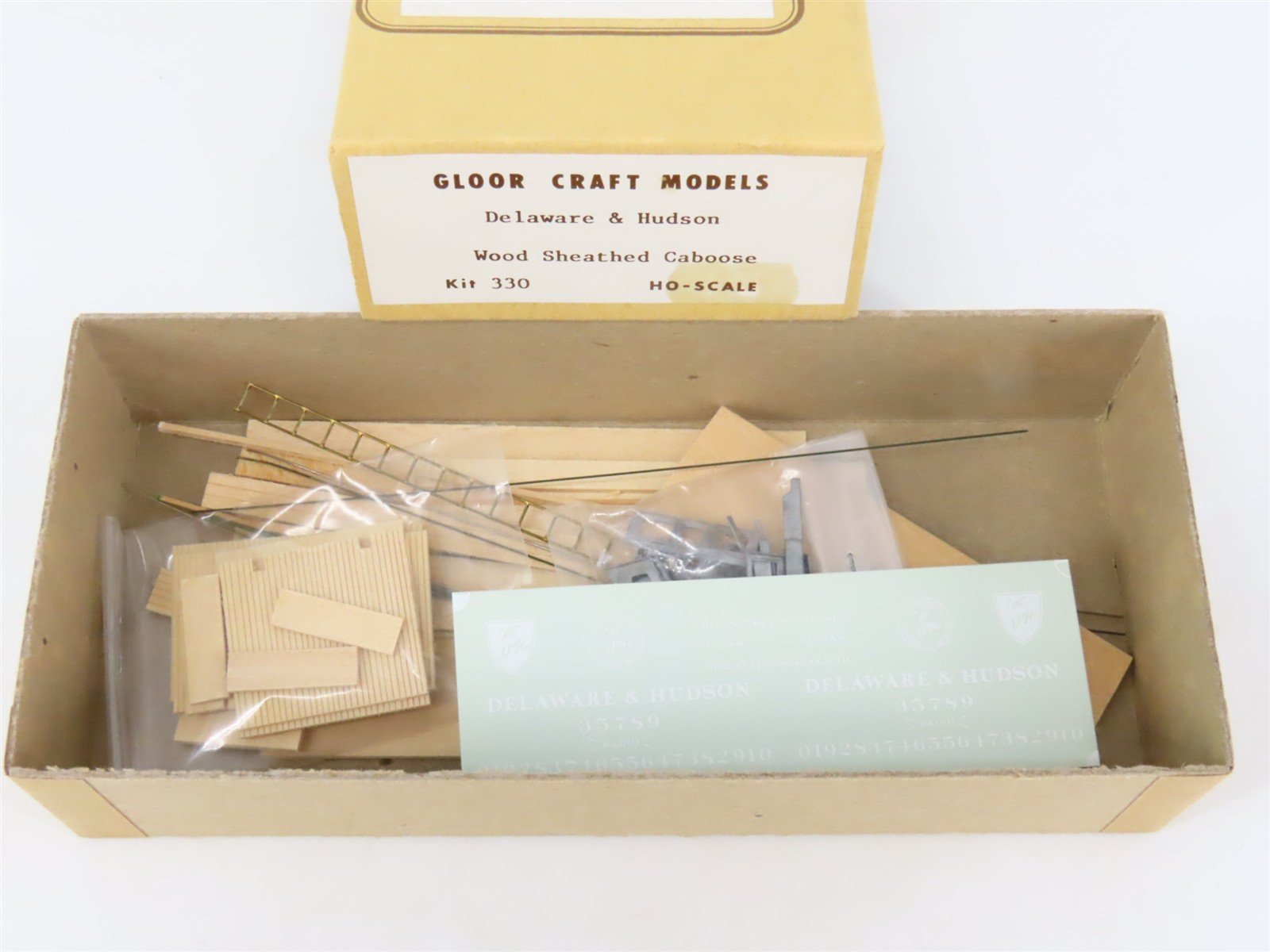 HO Scale Gloor Craft Models Kit 330 D&H Delaware & Hudson Wood Sheathed Caboose