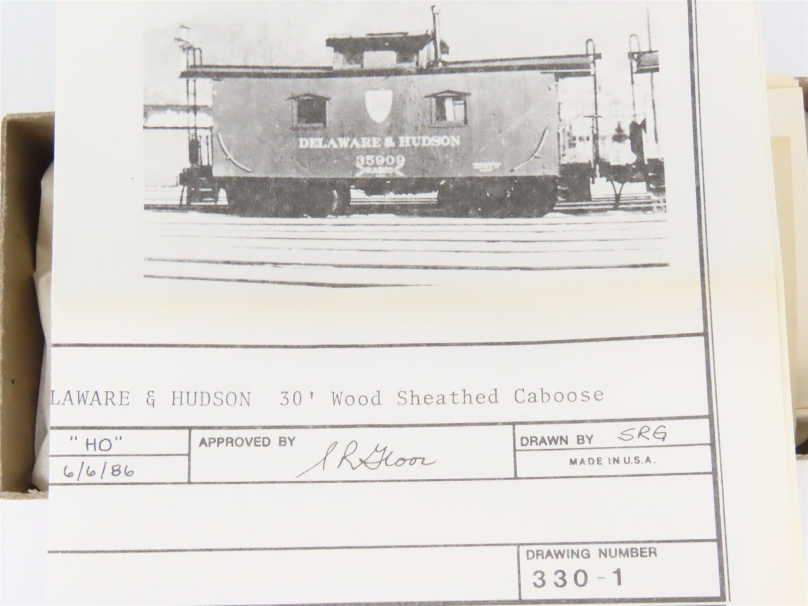 HO Scale Gloor Craft Models Kit 330 D&H Delaware & Hudson Wood Sheathed Caboose