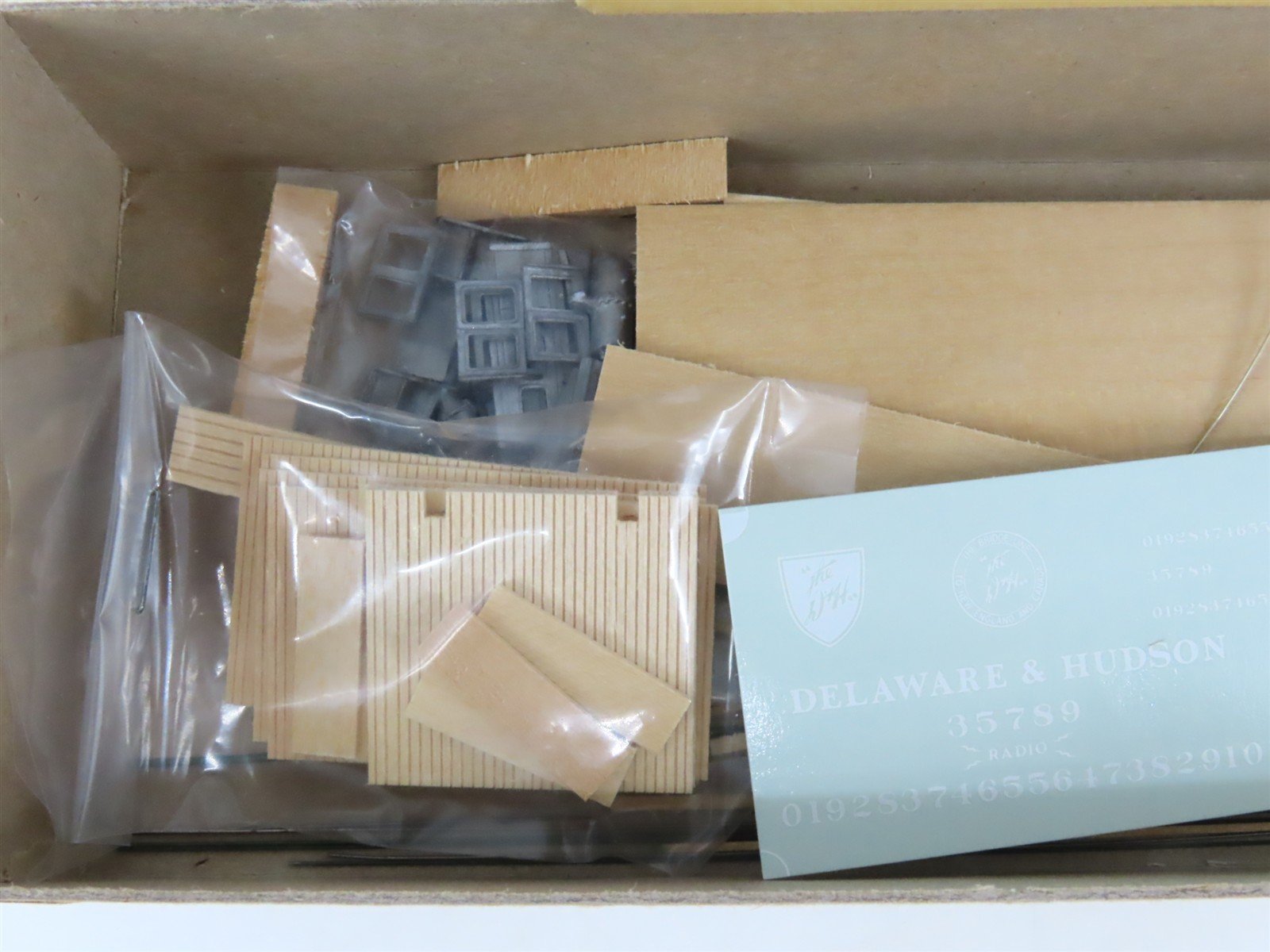 HO Scale Gloor Craft Models Kit 330 D&H Delaware & Hudson Wood Sheathed Caboose