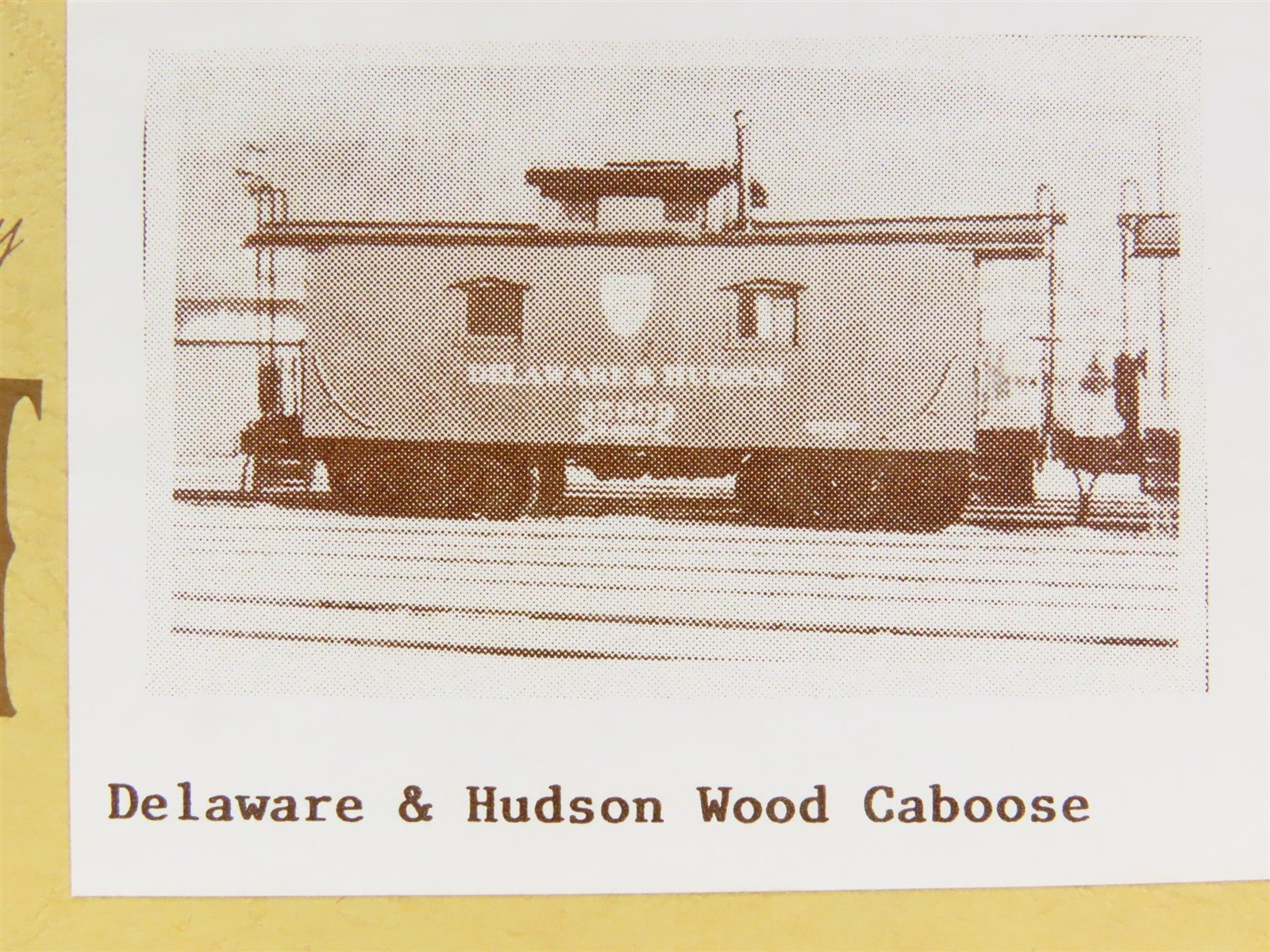HO Scale Gloor Craft Models Kit 330 D&H Delaware & Hudson Wood Sheathed Caboose