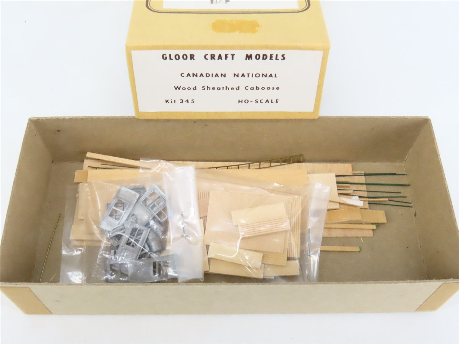 HO Scale Gloor Craft Models Kit 345 CN Canadian National Wood Sheathed Caboose